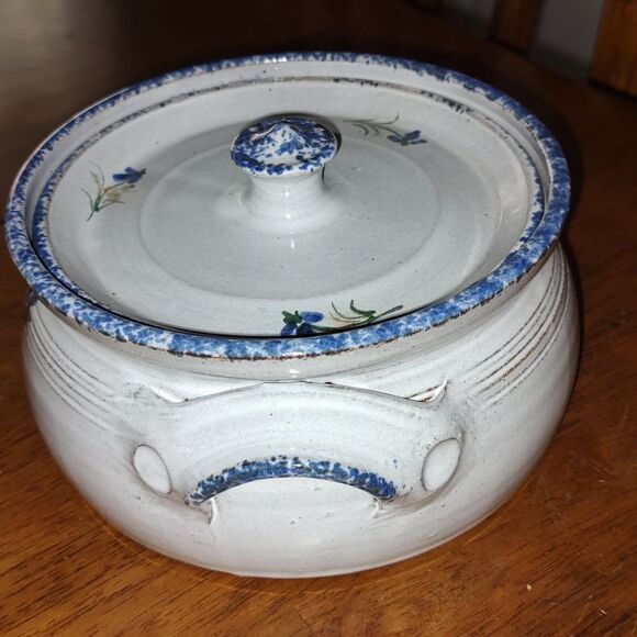 Owens Pottery Twist Handle Lidded Baker, Seagrove NC, Signed Nancy Owens Brewer - Picture 3 of 7